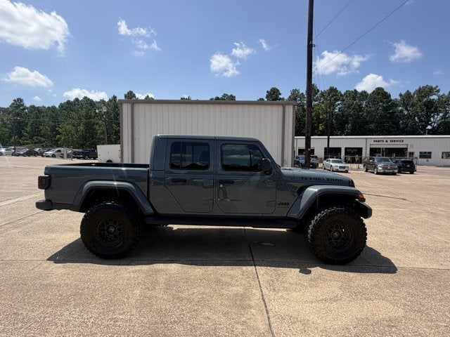 2026 Jeep Gladiator — side profile view