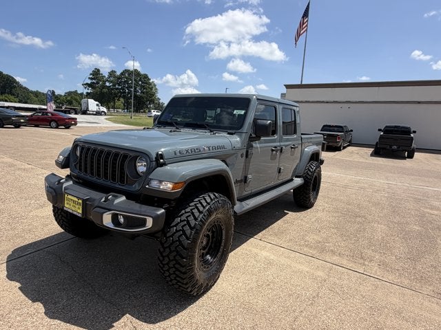 2026 Jeep Gladiator — rear three-quarter view