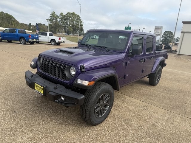 2026 Jeep Gladiator — side profile view