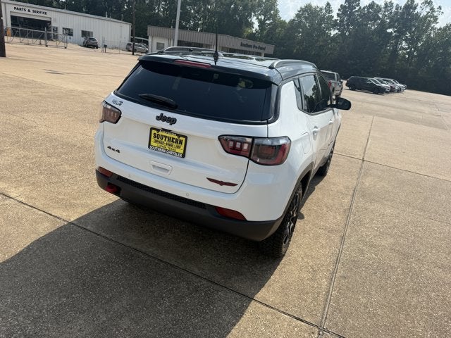 2025 Jeep Compass — detail view